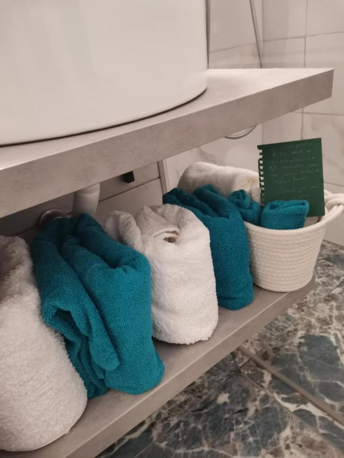 Bloom Box Apartments Craiova Ngoại thất bức ảnh